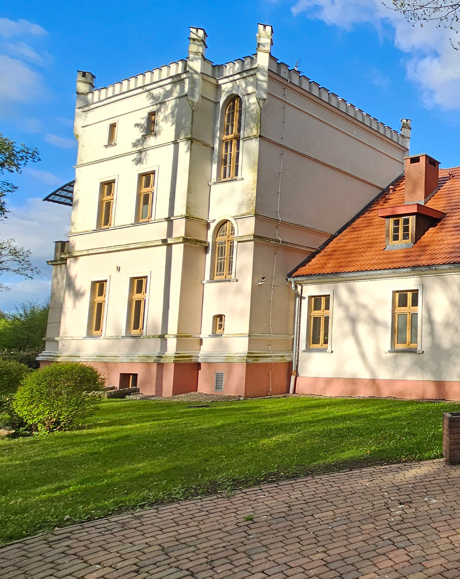 palac ostoja 6